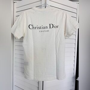 Dior White Short Sleeve Tee with Minimalist Design